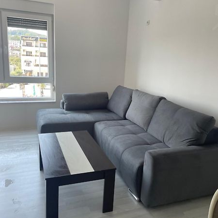 Em Apartments Ulcinj Exterior photo