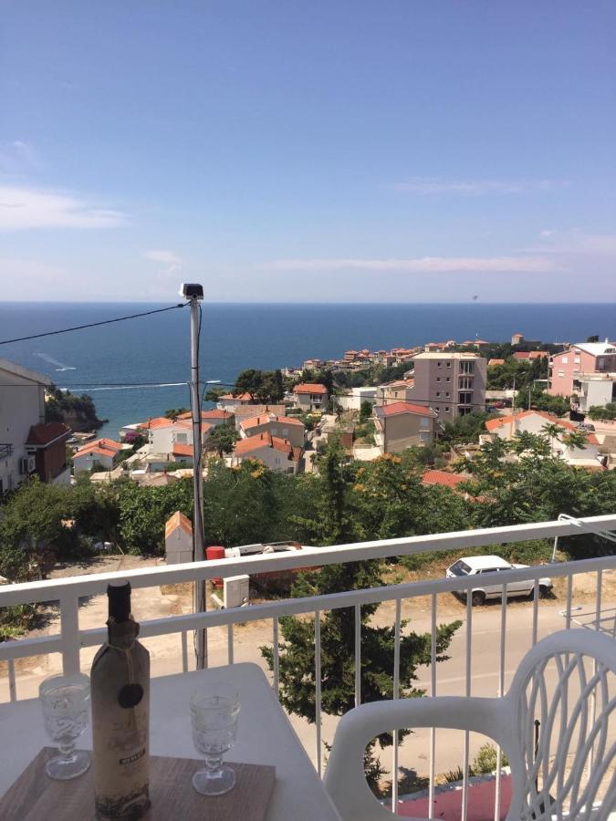 Em Apartments Ulcinj Exterior photo